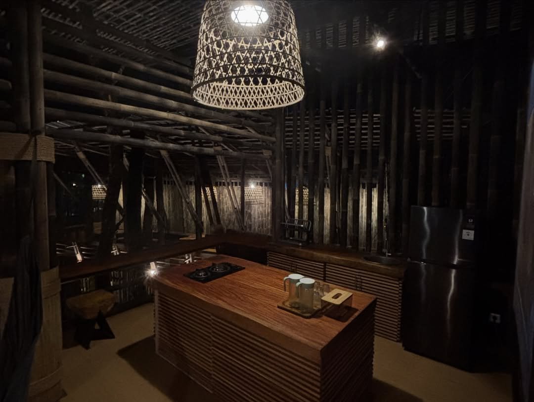 Gallery Cabin VVIP 10